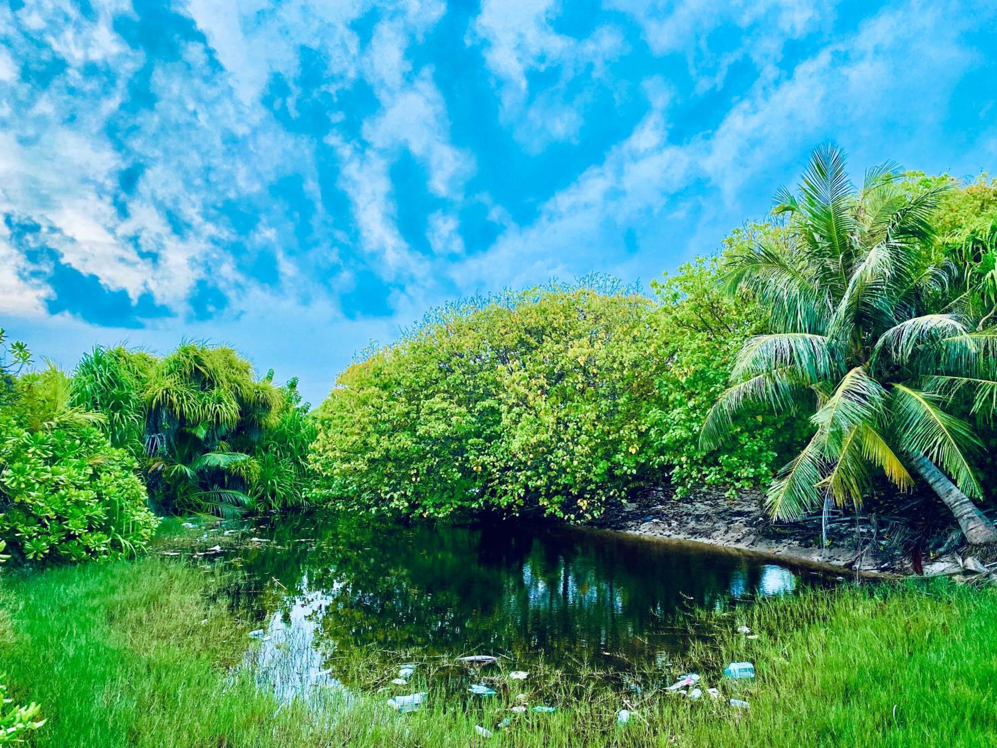 Oasis Village Fenfushi, Maldives Экстерьер фото